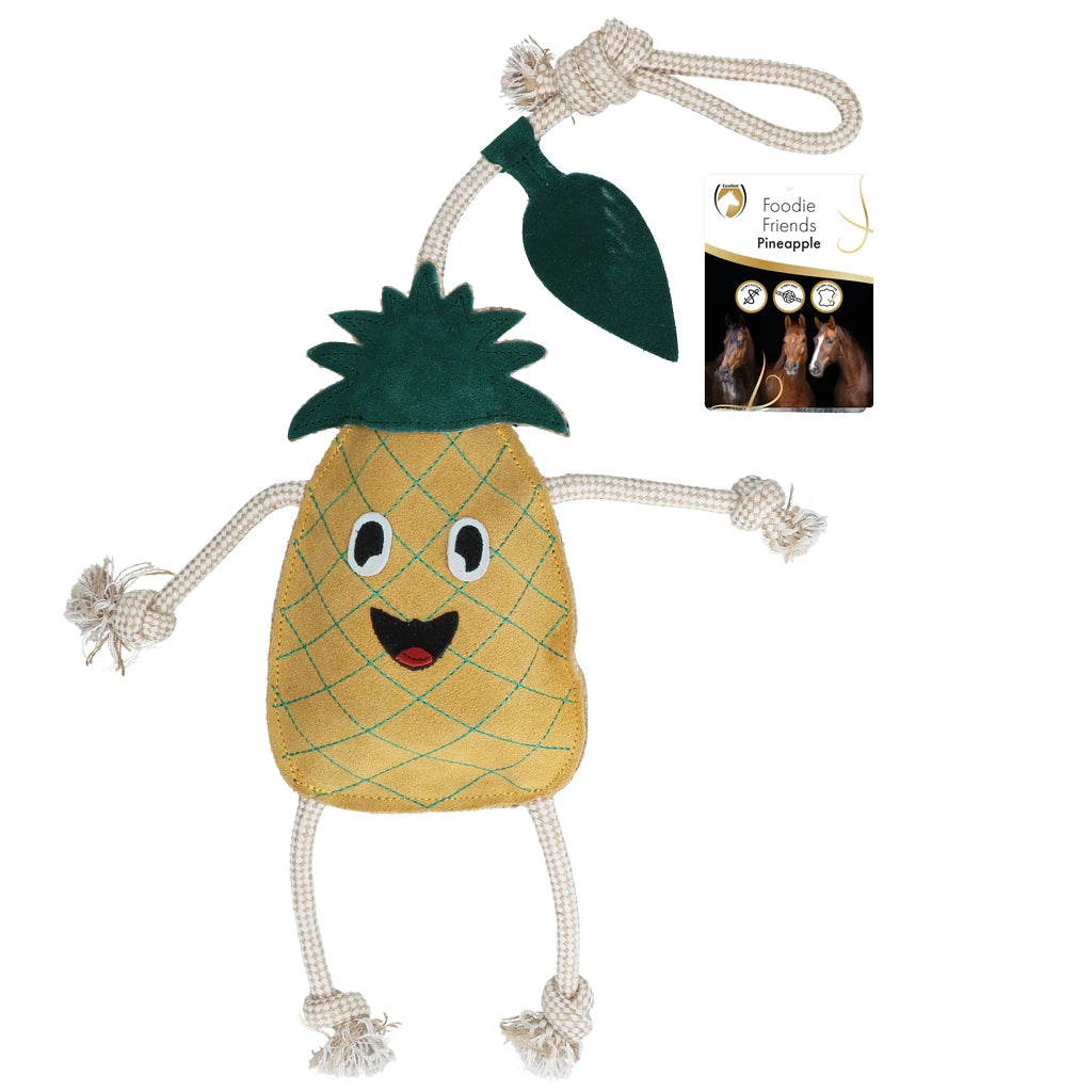 Stimuleer je paard met de Excellent Horse Foodie Friends Pineapple! Gemaakt van leer en touw, met kraakgeluid. Duurzaam speelgoed tegen verveling in stal of trailer.