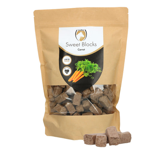 Excellent Horse Sweet Blocks Carrot – 1 kg suikerarme paardensnoepjes met wortelsmaak. Gezonde traktatie in brokvorm, kruimelt niet en ideaal als beloning.