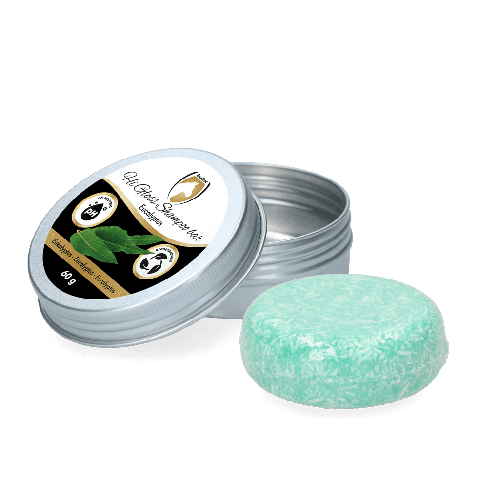 Excellent Shampoo Bar Eucalyptus. Sterk reinigende eucalyptus shampoo bar voor paarden. Met conditioner, PH-neutraal, plasticvrij, vegan & in handig bewaarblikje. Voor een frisse vacht.