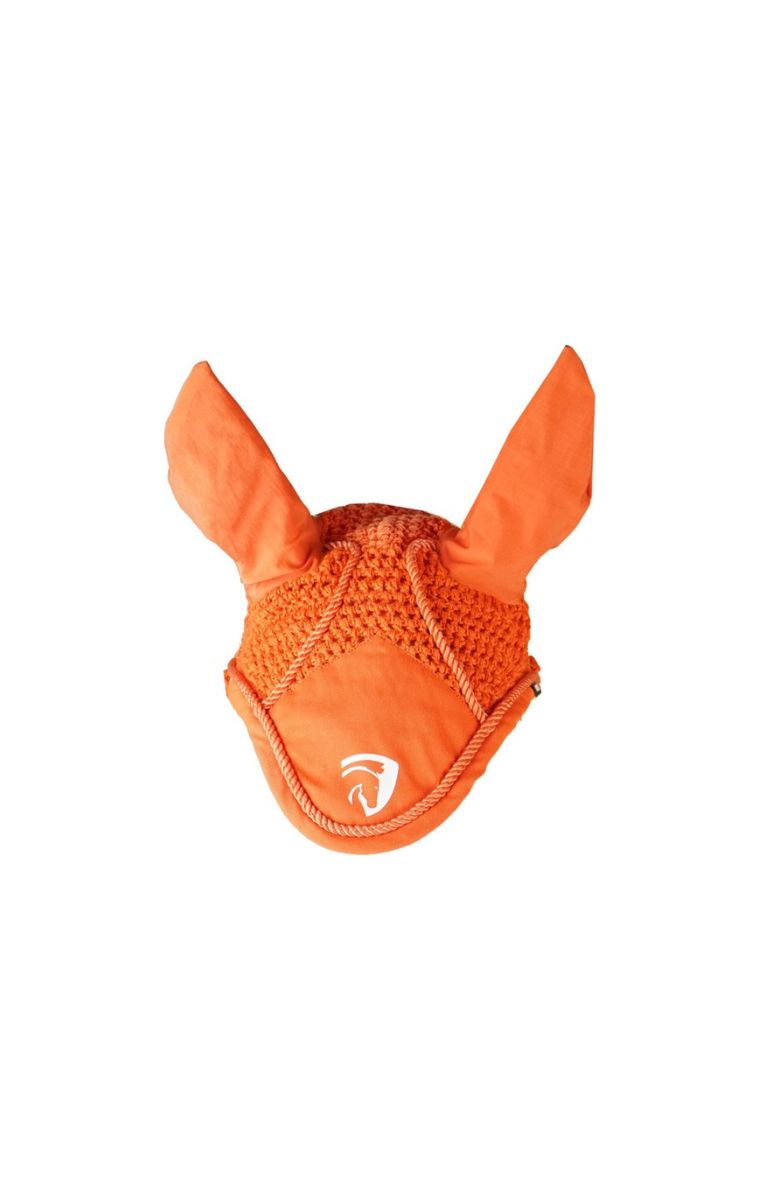 Horka Eventing Oornetje in oranje – beschermt tegen vliegen en geluid. Sportief design in Pony en Full. Stijlvol verkrijgbaar bij Livin Horse Shop!