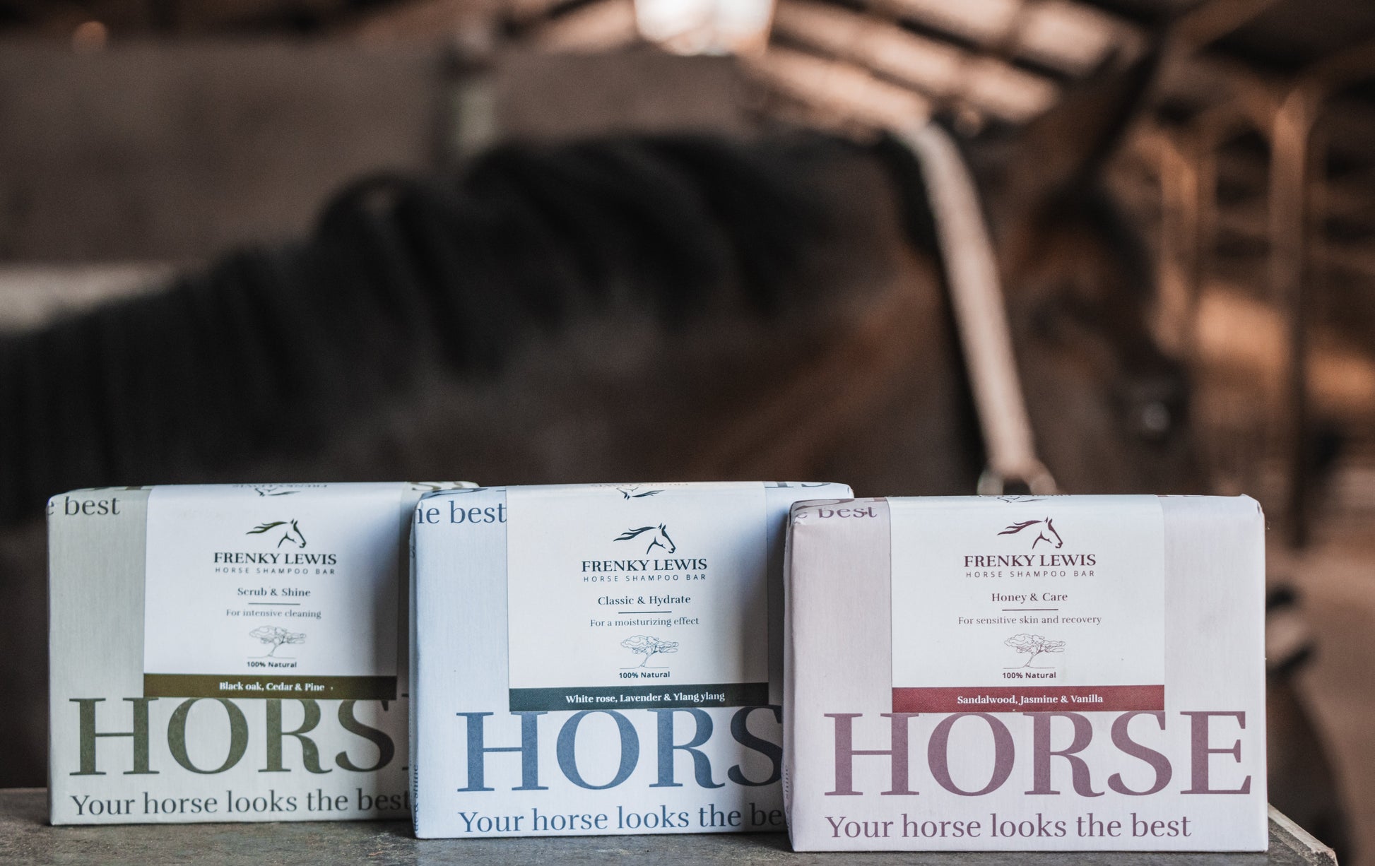 100% natuurlijke shampoobars voor p;aard en pony, Horse Soap - Frenky Lewis - verkijgbaar bij Livin Horse Shop, foto detail shampoobars