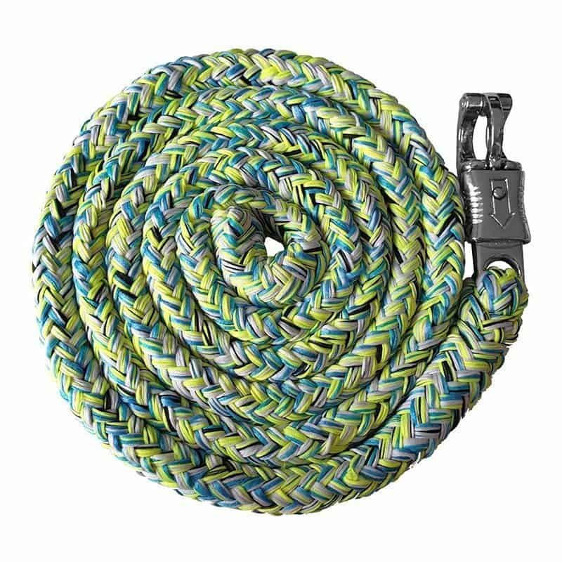 halstertouw Neongroen. Neongroen halstertouw met paniekhaak, ideaal voor dagelijks gebruik. Sterk, duurzaam en veilig. Comfortabel in de hand en makkelijk los te maken in noodsituaties. Perfect voor paarden en pony’s. Verkrijgbaar bij Livin Horse Shop.
