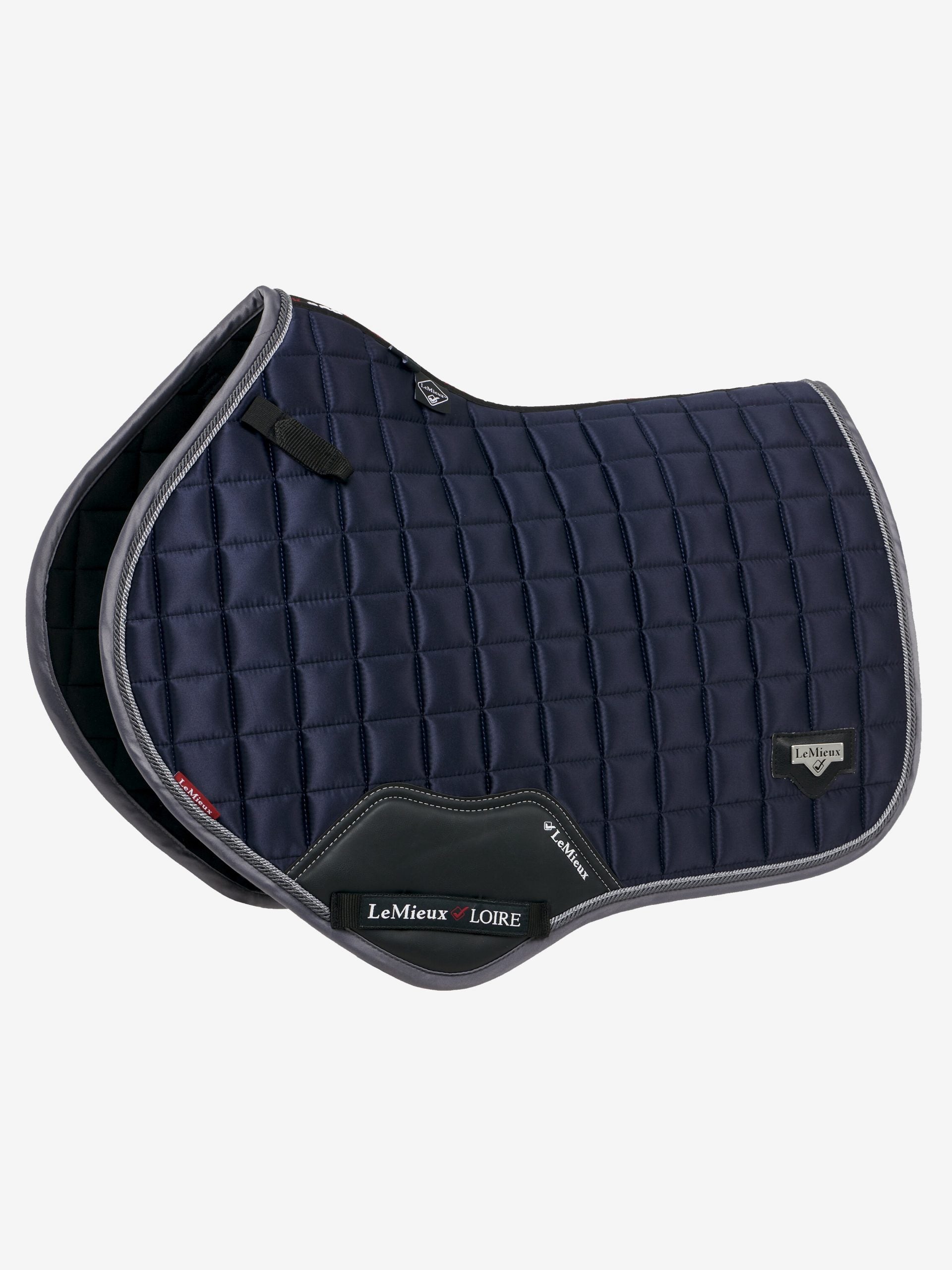 Lemieux Loire Classic Satin CC Square Twillight Navy. Dit LeMieux zadeldekje is vekrijgbaar bij livin horse shop. LeMeiux zadeldekjes voor paard en pony.