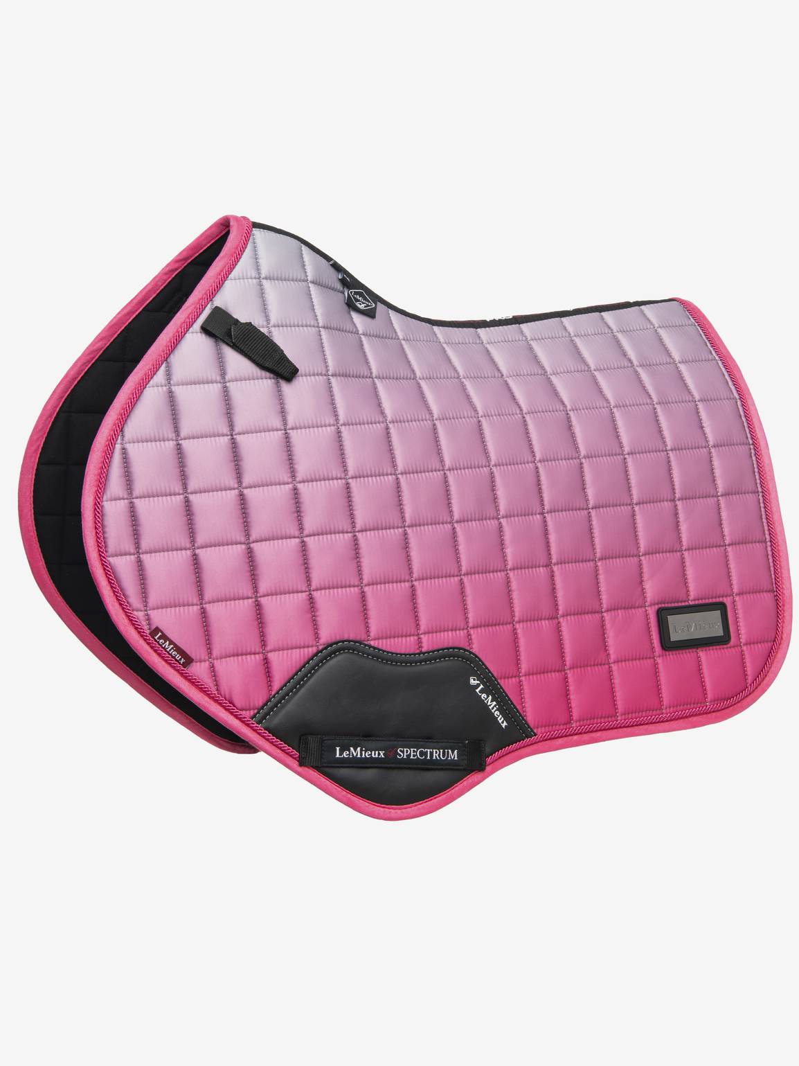 Lemieux Zadeldekje Spectrum Close Contact Square Watermelon. Dit LeMeieuxs zadeldekke voor paard of pony is verkrijgbaar bij Livin Horse Shop. Dealer van LeMieux. Frontaanzicht LeMieux Zadeldekje Watermelon. Zadeldekjes - zadeldek - zakdeldekjes voor paard of pony