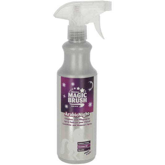 Magic Brush Glansspray Arabic Nights – Glans & Verzorging voor paarden 500ml. De verzorgingsproducten voor paard en pony zijn verkrijgbaar bij livin horse shop. Frontaanzicht magic brush Arabic Night