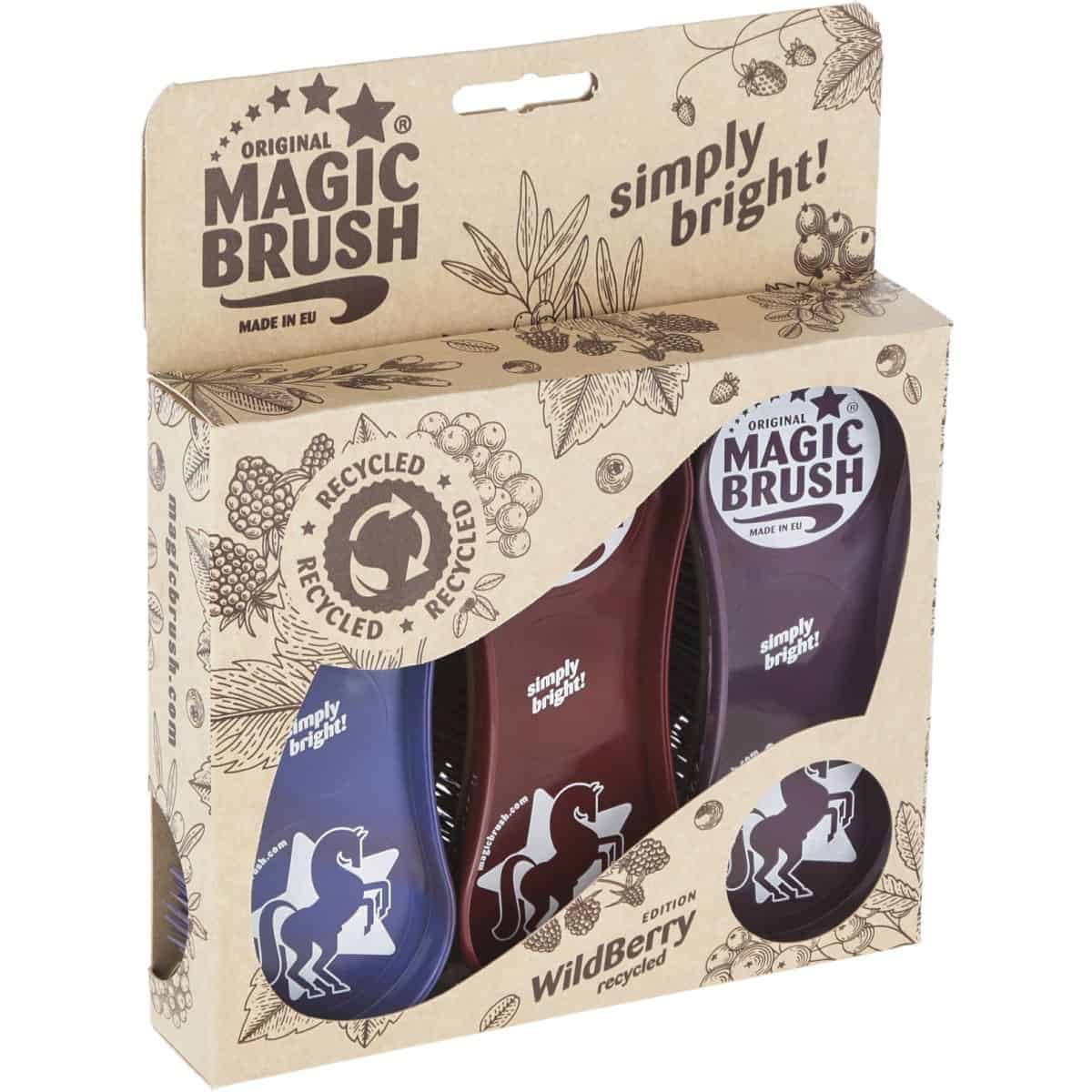 Duurzame Magic Brush WildBerry Borstelset van gerecycled plastic. Uniek kleurverloop, multifunctioneel voor hoef, benen & lichaam. Achterzijde als zweetmes te gebruiken.