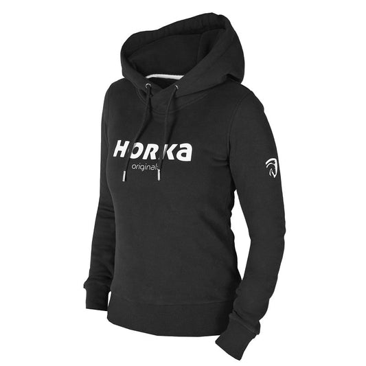 Ontdek de Horka Originals Hoodie Zwart bij Livin Horse Shop. Exclusieve limited edition hoodie met zachte binnenkant, capuchon en sportieve details. Perfect voor ruiters & vrijetijdskleding.