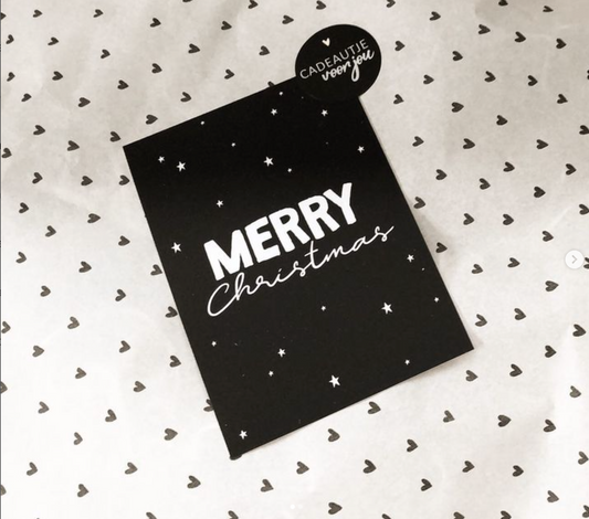 Kerstbox. Ontdek de Mystery Box Kerst in maat L vol verrassende paardenspullen, afgestemd op jouw voorkeuren. Prachtig ingepakt en ideaal als kerstcadeau voor elke ruiter!