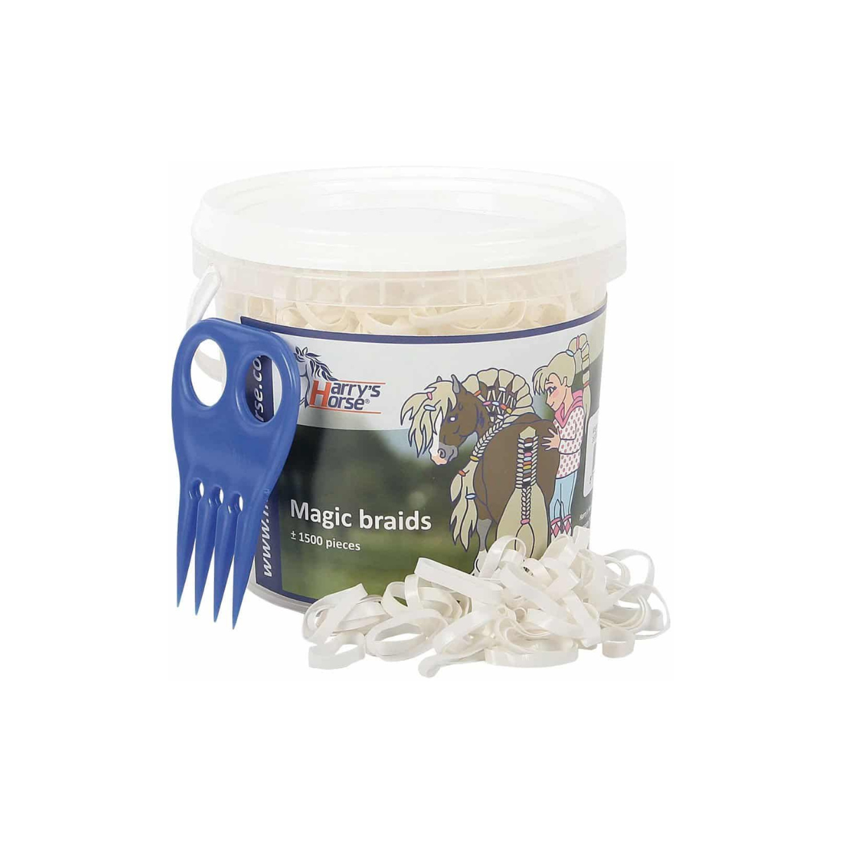 De Harry’s Horse Magic Braids pot is de ideale oplossing voor iedereen die regelmatig manen invlecht bij paarden en pony’s. Deze handige pot bevat circa 1500 elastiekjes in een mix van kleuren (zwart, wit en bruin), perfect passend bij de vacht van elk paard. De elastiekjes zijn extra sterk, flexibel en bovendien herbruikbaar, waardoor ze niet alleen praktisch zijn in gebruik, maar ook duurzaam.