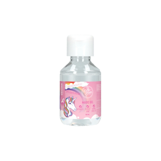 De Lucky Horse Unicorn Magic Gel is dé oplossing voor klitten, pluizige manen en een doffe staart. Deze krachtige ontklitter op basis van een micro water-in-olie (W/O) emulsie zorgt voor directe doorkambaarheid, meer volume, en een prachtige glans.