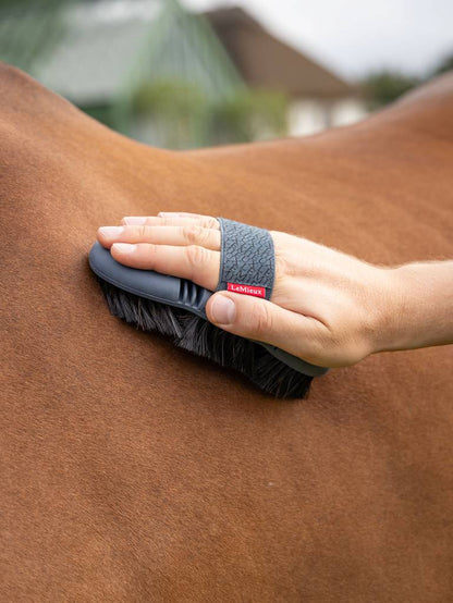 LeMieux Flexi paardenhaar borstel Petrol.