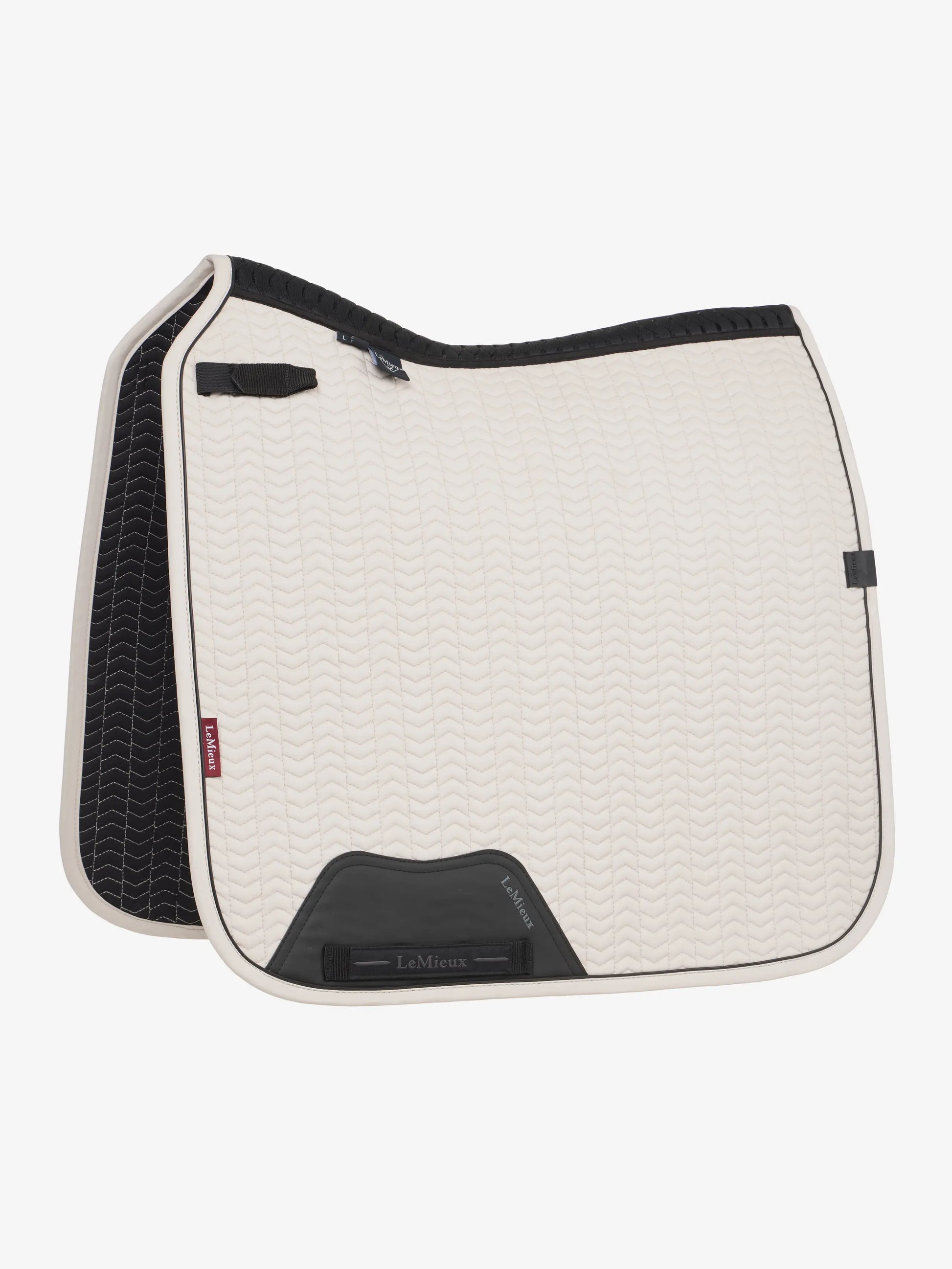 LeMieux Zadeldekje Essence Dressage Square Stone. Dit LeMieux Zadeldekje is verkrijgbaar bij Livin Horse Shop. Frontaanzicht LeMieux Zadeldek - zadeldekje - zadeldekje voor paard en pony